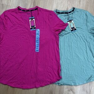 (2) NEW Womens Gap Short Sleeve V Neck Tshirt Large Stretch